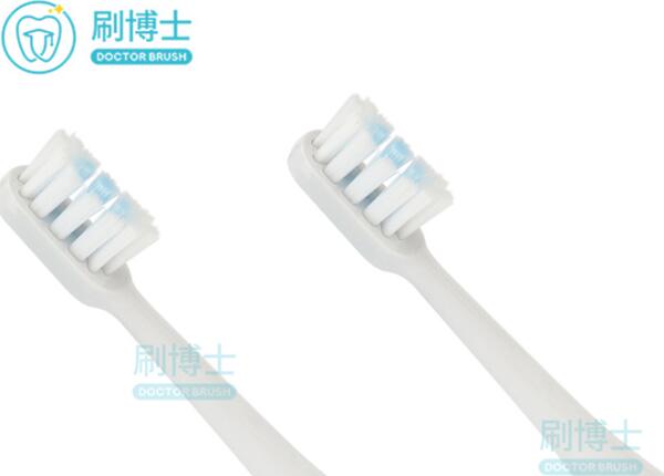 電動牙刷如何選擇？買電動牙刷主要看刷頭，學(xué)會看刷頭的三大技巧