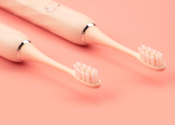 電動(dòng)牙刷替換頭怎么用？正確使用牙刷替換頭的技巧分享