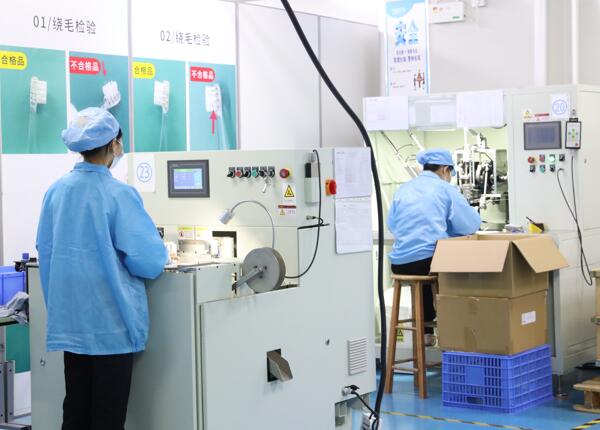 電動牙刷生產(chǎn)商廠家的工廠設備與生產(chǎn)線展示