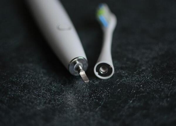 怎么樣使用小米電動(dòng)牙刷？小米電動(dòng)牙刷使用正確方法分享