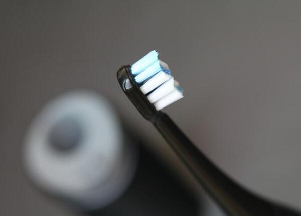 電動牙刷刷頭沒有細(xì)毛怎么辦？解決特殊問題方法